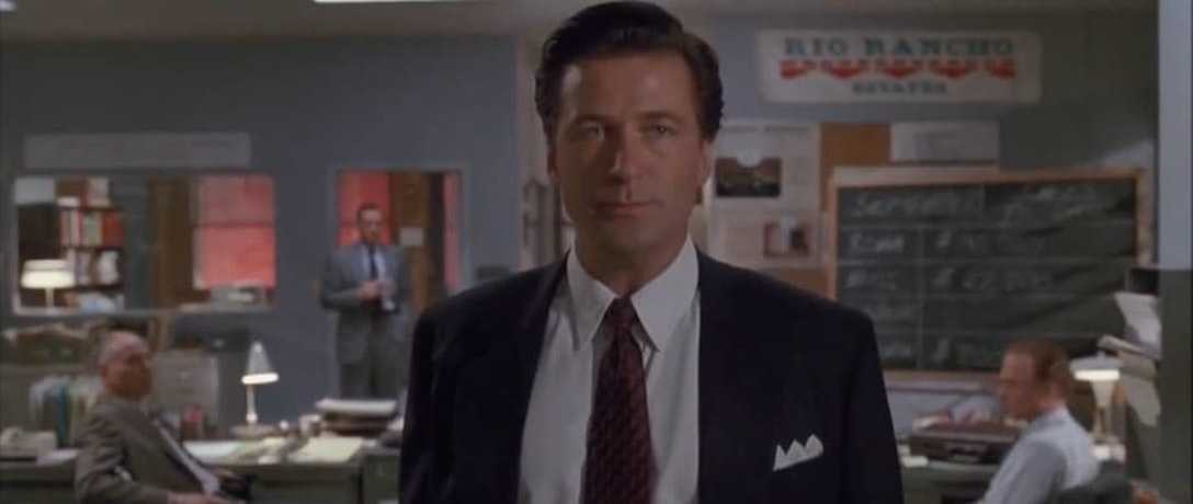Screenshot fra Alec Baldwins legendariske scene i filmen Glengarry Glen Ross, hvor han spiller en usympatisk sælger.